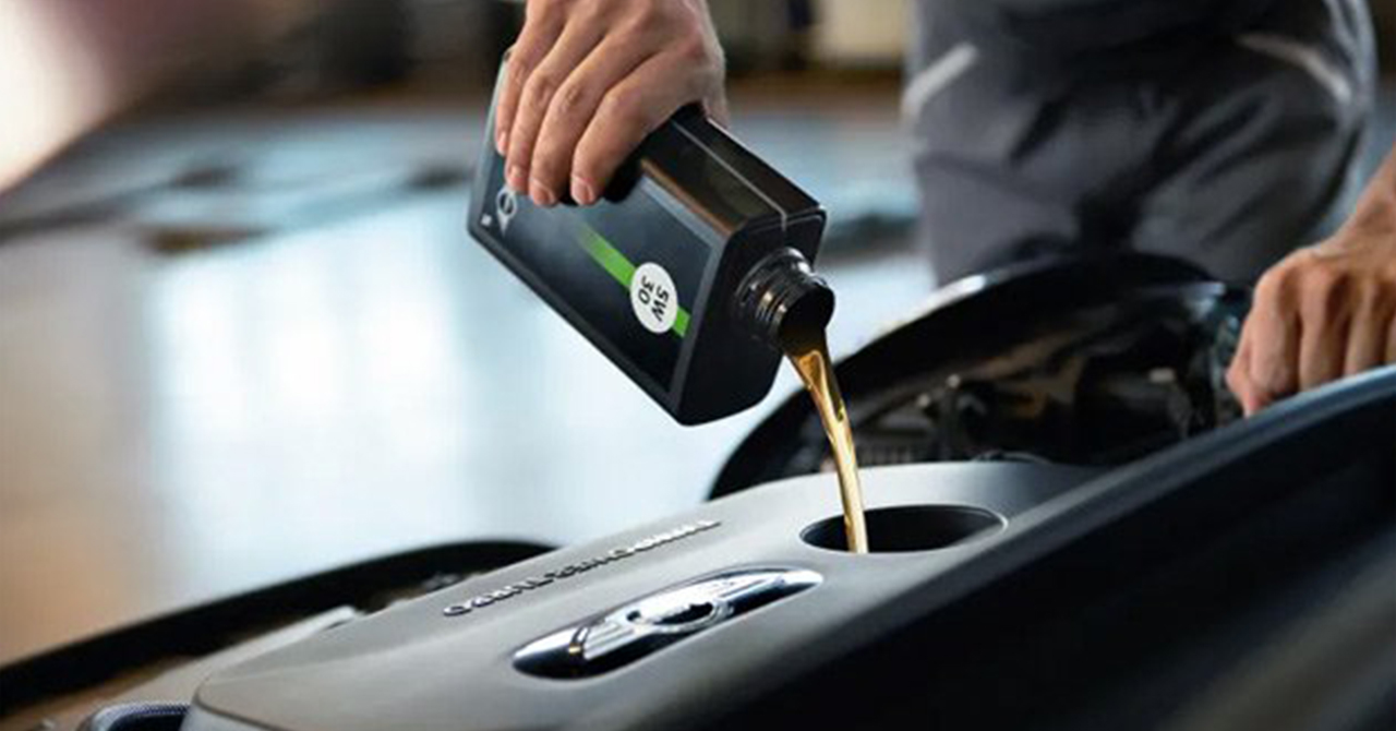 Montrer comment faire la vidange de sa voiture.